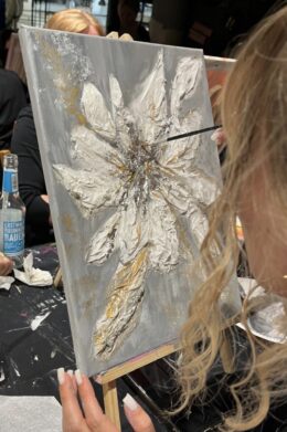 28.06.2025 Eltern-Kind-Yoga- und Art Workshop – Bild 3